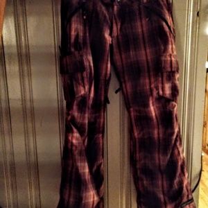 Snowboard pants